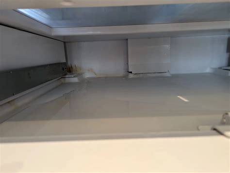 Troubleshooting A Freezer Leaking Water 7 Reasons Why Here