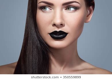 Black Lipstick Telegraph