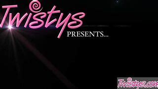 Twistys Jessie Rogers Melissa Xoxo N Love In The Sauna Lesbian Porn Videos