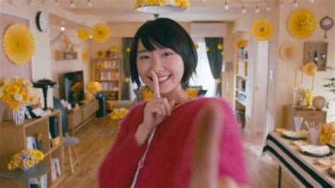 Yui aragaki and gen hoshino might not only be the couple in the drama but in real life as well, and their engagement rumor just sparks, saying they might get. Aragaki Yui & Hoshino Gen reveal video for their 'Love Dance' | tokyohive