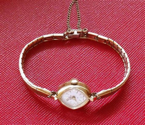 Vintage Waltham Liberty 14k Solid Gold 17 Jewels Ladies Wrist Watch