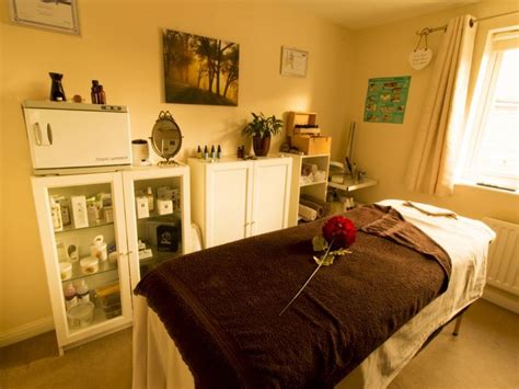 Cleeve Healing Room Massage Therapist In Bishops Cleeve Cheltenham Uk