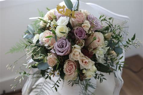 Apr 28, 2020 · #24. Pin by Annie Marie Cook on Annie | Hat box flowers ...