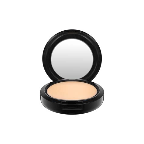 The specially treated micronized pigments in this foundation help you achieve a flawless, smooth, and natural matte finish. MAC Studio Fix Powder Plus Foundation 15g Matte Finish ...