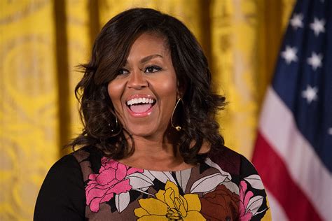 Michelle Obama Is Writing A Memoir And The Title Is Perfecthellogiggl