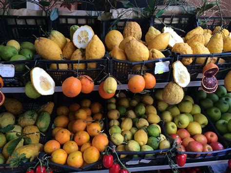Beautiful Fruit In Southern Italy Beautiful Fruits Fruit Southern Italy