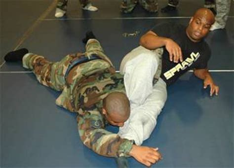 the 5 most effective martial arts for self defence on the street howtheyplay