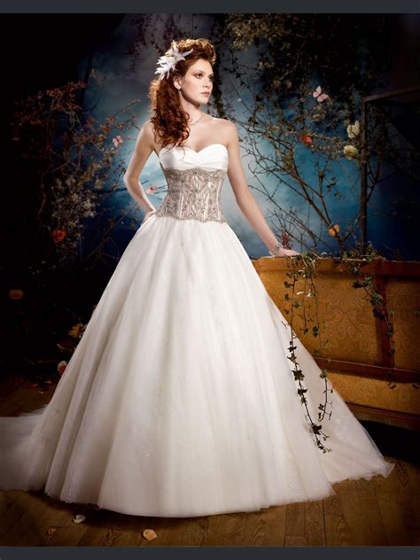 Aurora Inspired Wedding Dress The Perfect Way To Make Your Special Day
