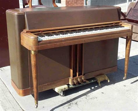 Vintage Wurlitzer Upright Piano Hippna