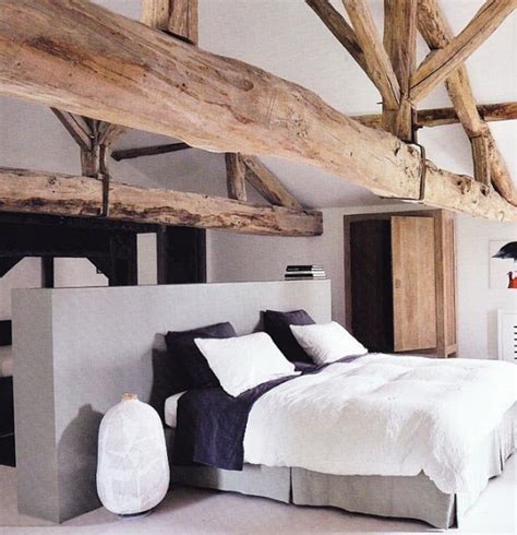 35 Chic Bedroom Designs With Exposed Wooden Beams Digsdigs