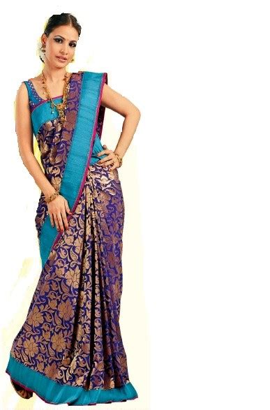 Mehandi Designs World Desi Model In Blue Pattu Saree With Sky Blue