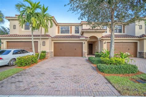 7378 Nw 108th Way Parkland Fl 33076 Mls A11483317 Redfin