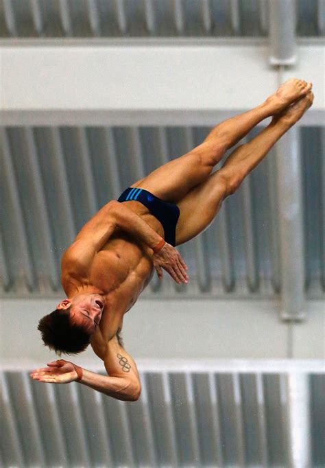 Tom Daley Wins British Diving Championships Debuts New Dive Outsports