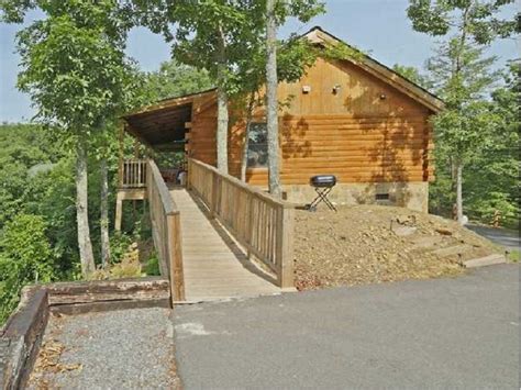 Good privacy, lots of trees, not many neighbors. Smoky Mountain Secluded Cabins - Gatlinburg, Wears Valley ...