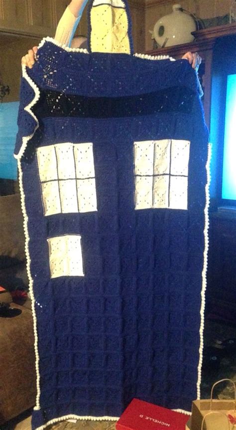 Hand Made Crochet Knitted Doctor Who Tardis Throw Blanket Tardis Blue