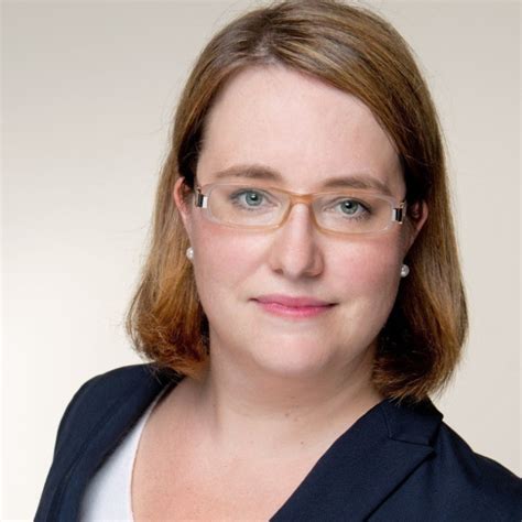 Eine perle der bank ist die 100%ige tochter aareon ag mit sitz in mainz. Christiane Schappo - Loan Officer SYSTEMS - Aareal Bank AG ...