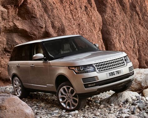 Range Rover Hse Offers Super Luxury And Off Road Capabilities In One