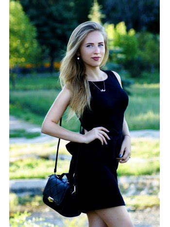 Dating Ukraine Woman Irina From Luhansk Yo Hair Color Blonde