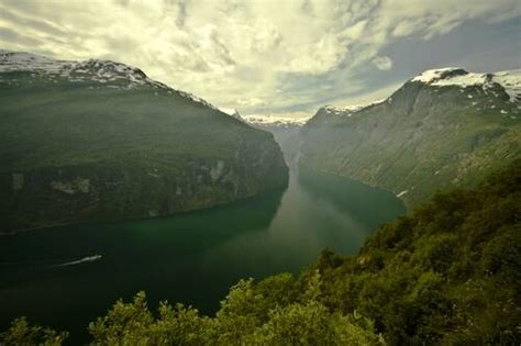 Unesco World Heritage Centre Document West Norwegian Fjords