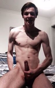 British Boy Mickeykan Posing Naked On Cam Mrgays