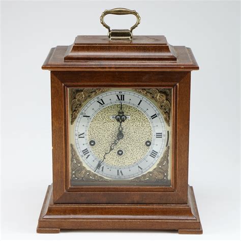 Seth Thomas Mantel Clock With Wooden Case And Door Ebth