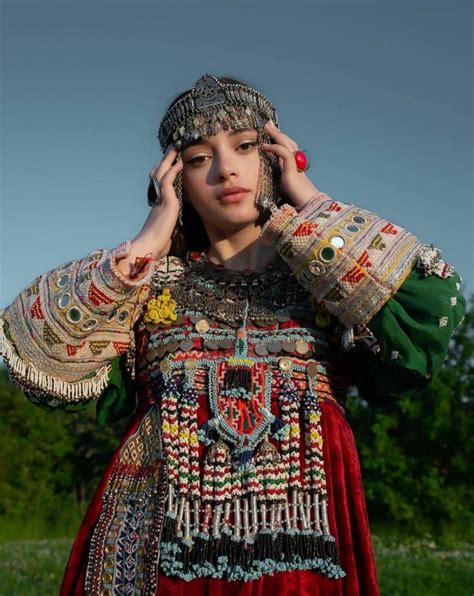 Traditional Pashtun Folk Clothing By Avizeh Afghanistan