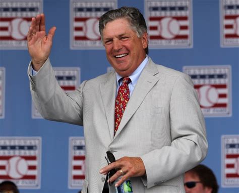 Tom Seaver Hall Of Fame Pitcher And Mets Great Dies At 75 Daily News