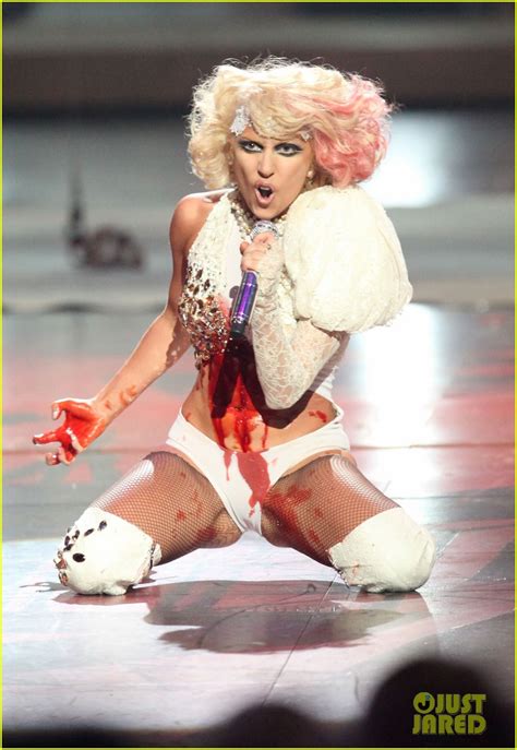 Lady Gaga S 2009 Mtv Vmas Performance Finally Gets Uploaded After A Decade Photo 4338308