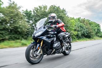 It adds $600 to the gsa prices, $860 more for the r, while the rs actually starts. BMW R1250RS (2019-on) Review | Owner & Expert Ratings | MCN