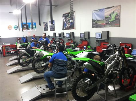 Do you love riding and fixing bikes? ️ Motorcycle mechanic school michigan. Motorcycle Mechanic ...