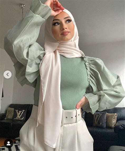 Pin By Rod On Day2dayinspo In 2021 Hijabi Fashion Casual Modest