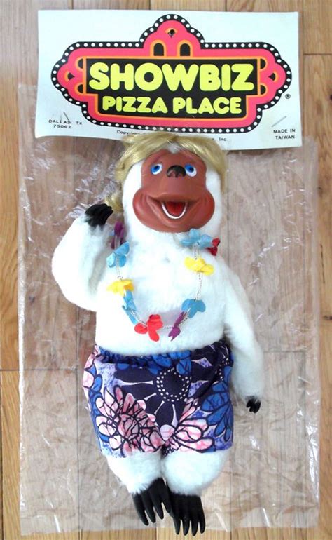 1986 Showbiz Pizza Place Beach Bear Doll Figure Premium Showbiz Pizza