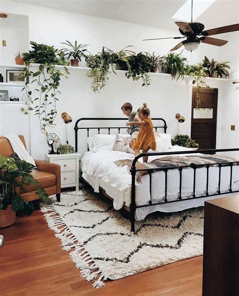 44 Incredible Apartment Bedroom Plants Ideas Bedroom Inspirations