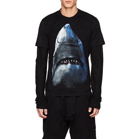 There are 797 givenchy t shirt for sale on etsy, and they cost 33,47 € on average. Givenchy Shark-print Cotton Cuban-fit T-shirt in Black for ...