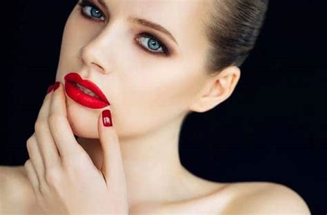 With color options aplenty, it is so easy to go wrong. Best Red Lipstick for Fair Skin - Drugstore Perfect, Matte ...