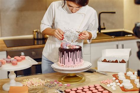 Learn Cake Making And Decorating With Cakeflix Lbb Mumbai