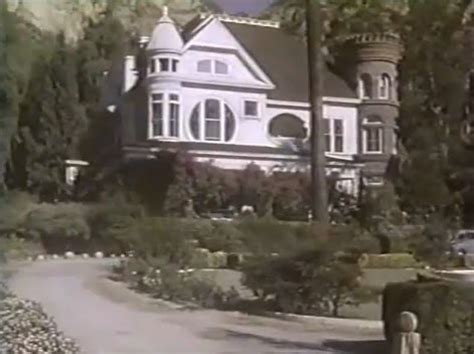 Terror At Red Wolf Inn [1972] - internetof