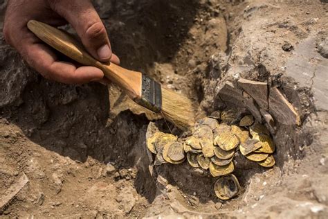 Youngsters Discover A Trove Of 1000 Year Old Gold Coins The Vintage News