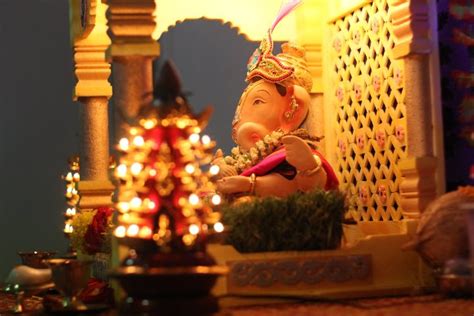 How To Celebrate Ganesh Chaturthi At Home Ganesh Chauthi And Its Traditions