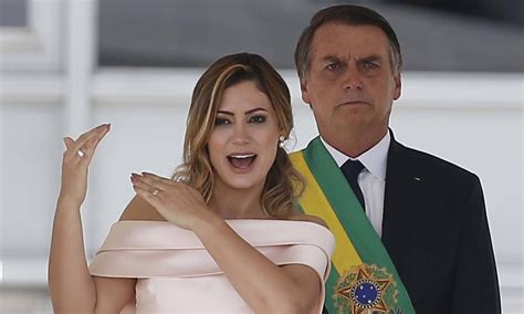 Momentos De Michele Bolsonaro Na Posse Jornal O Globo