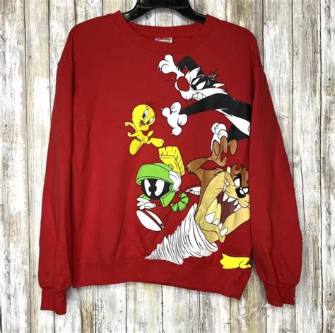 Looney Tunes Red Sweater Sylvester Bugs Bunny Taz Tweety Marvin Daffy