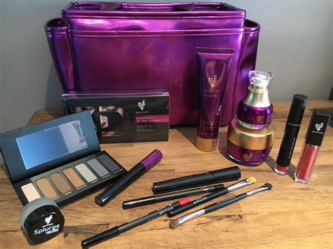 New Younique Presenters Kit Value For Only Holy Smokes