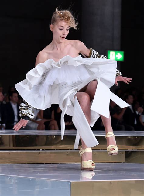These Photos Of A Model Falling On The Maticevski Runway Are Pure Art