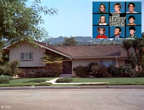 the brady bunch house the story behind the sets of a classic sitcom hgtv sweepstakes hart