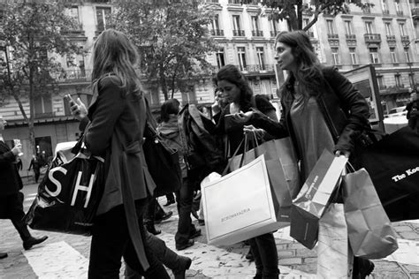 Parisian Style Chic Shopping In Paris On A Budget Hip Paris Blog