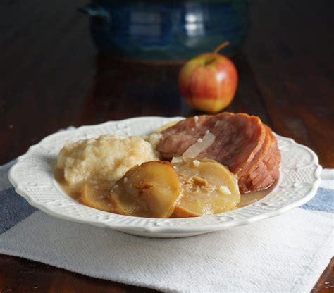 Apples And Dumplings Schnitz Un Gnepp Weavers Orchard Recipe