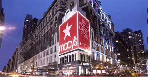 Macys To Close 16 Of Its 36 Story Boutiques The Motley Fool