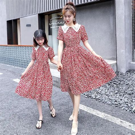 Fashion Daisy Flower Twinning Dress Mother Daughter Dresses Mom Girls Dress 2020 Mommy Girl