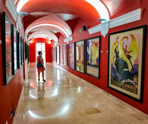 Cómo visitar el Museo Fallero (Valencia): horarios, precios entradas | Guías Viajar