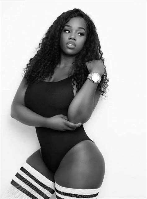 Beautiful African Women Thick Girl Fashion Curvy Women Fashion Hot Black Women Sensual